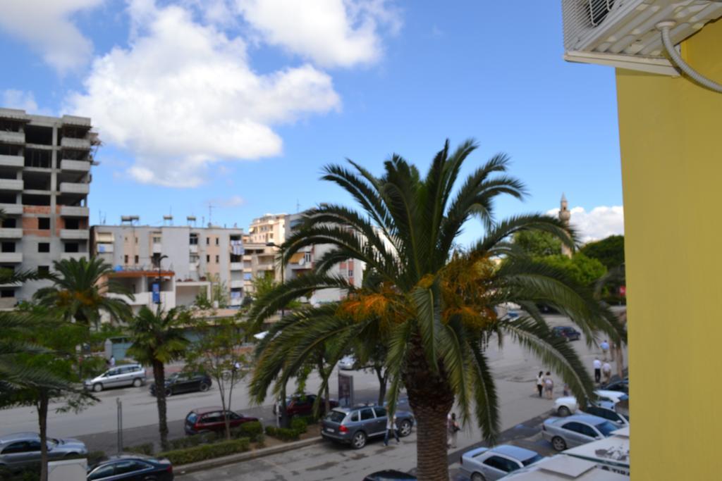 Hotel Alpine Vlorë Værelse billede
